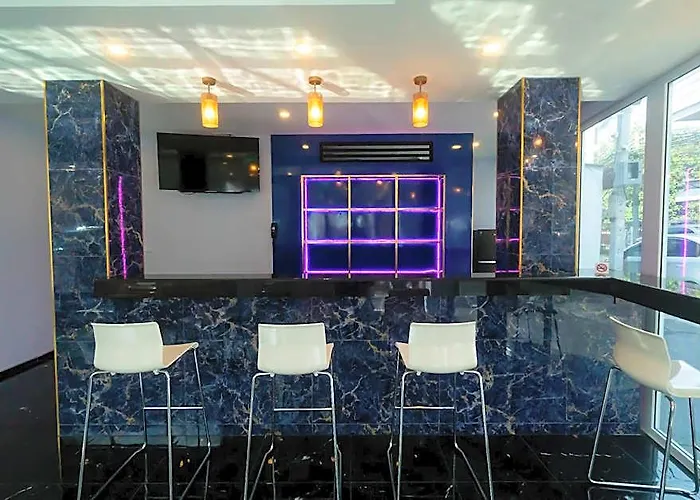 酒店 Spark - Mrt Queen Sirikit 3*