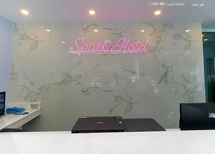 Spark - Mrt Queen Sirikit 酒店 曼谷