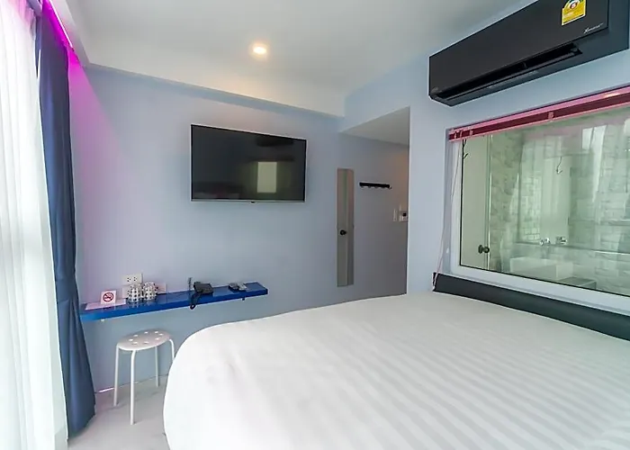 Spark - Mrt Queen Sirikit 酒店 3*